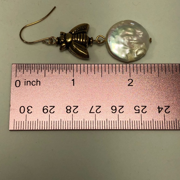 Coin Pearl Bee Drop Earrings - Picture 4 of 4
